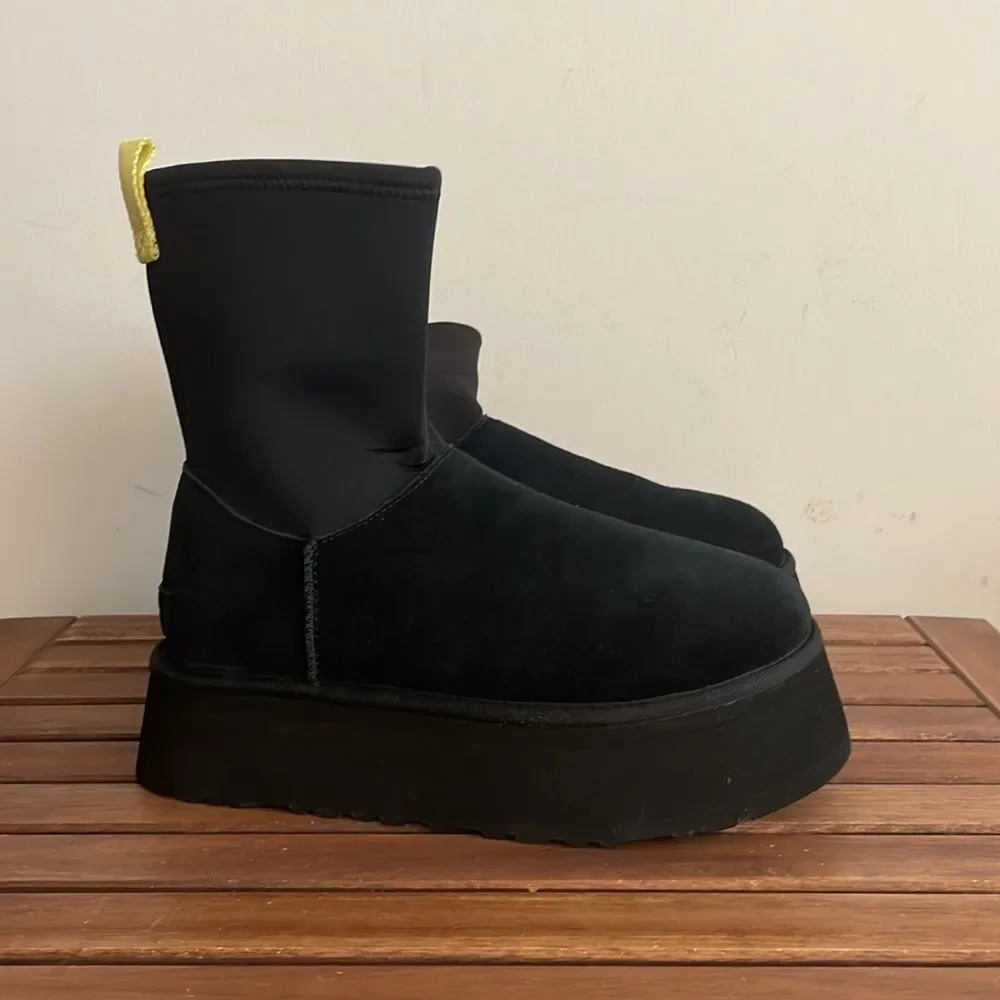 UGG Classic Dipper Black USA Women Size 9/UK 7/EU 40